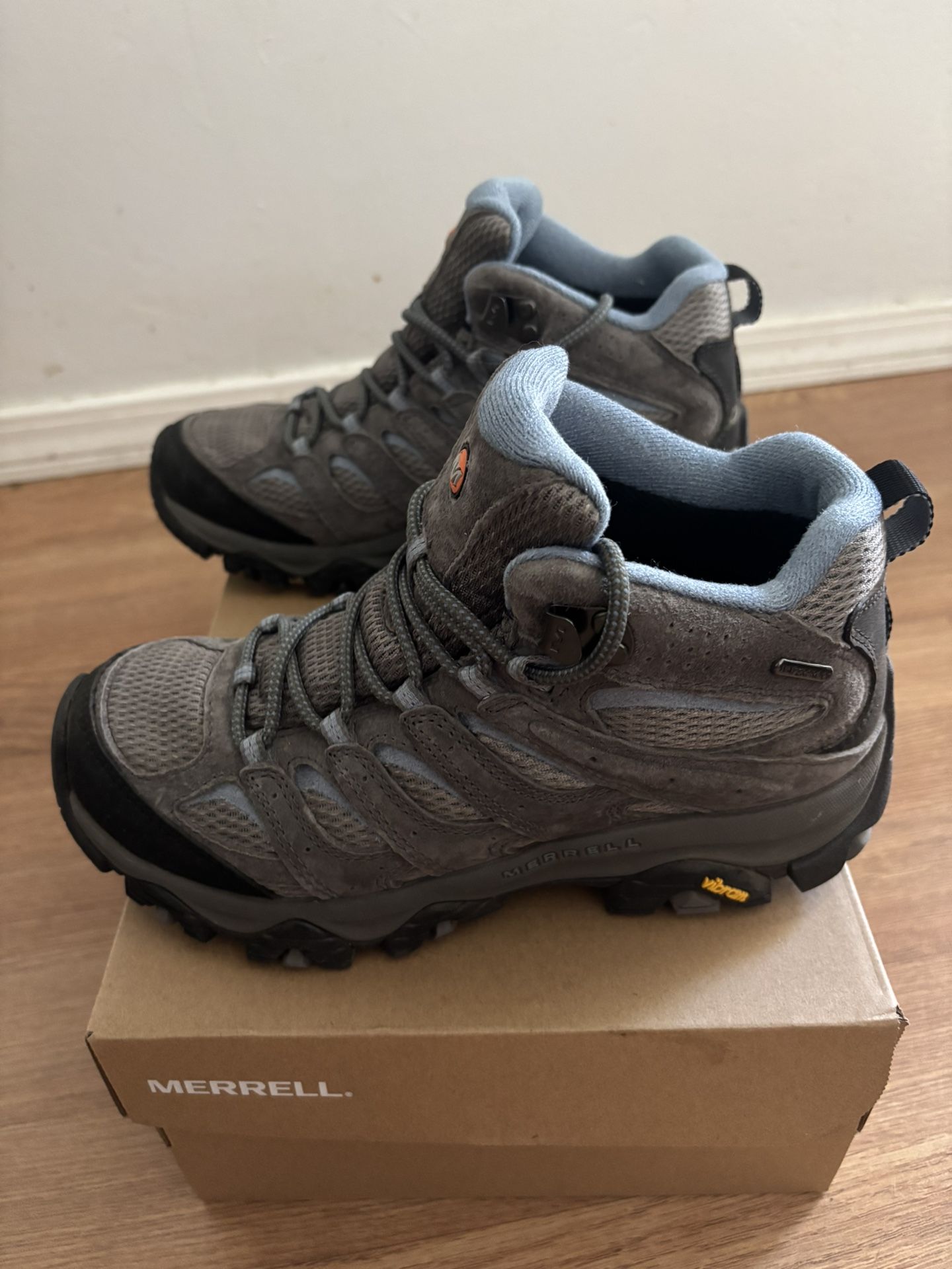 Merrell Moab 3 Mid Waterproof Hiking Boots – Women's 7