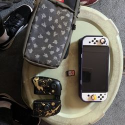 Nintendo Switch Oled Case Bag And Account With +30 Games