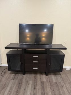 TV stand