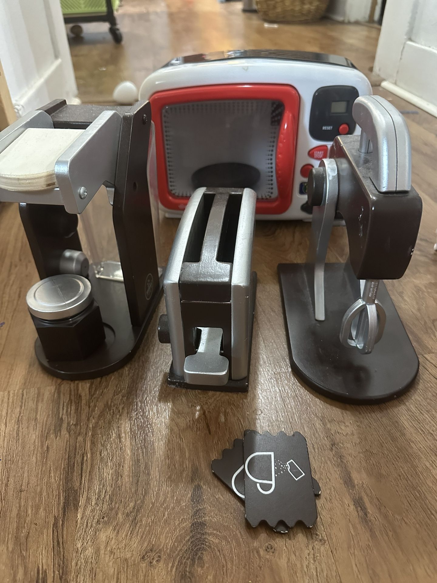 Kids Play Kitchen Accessories 8$