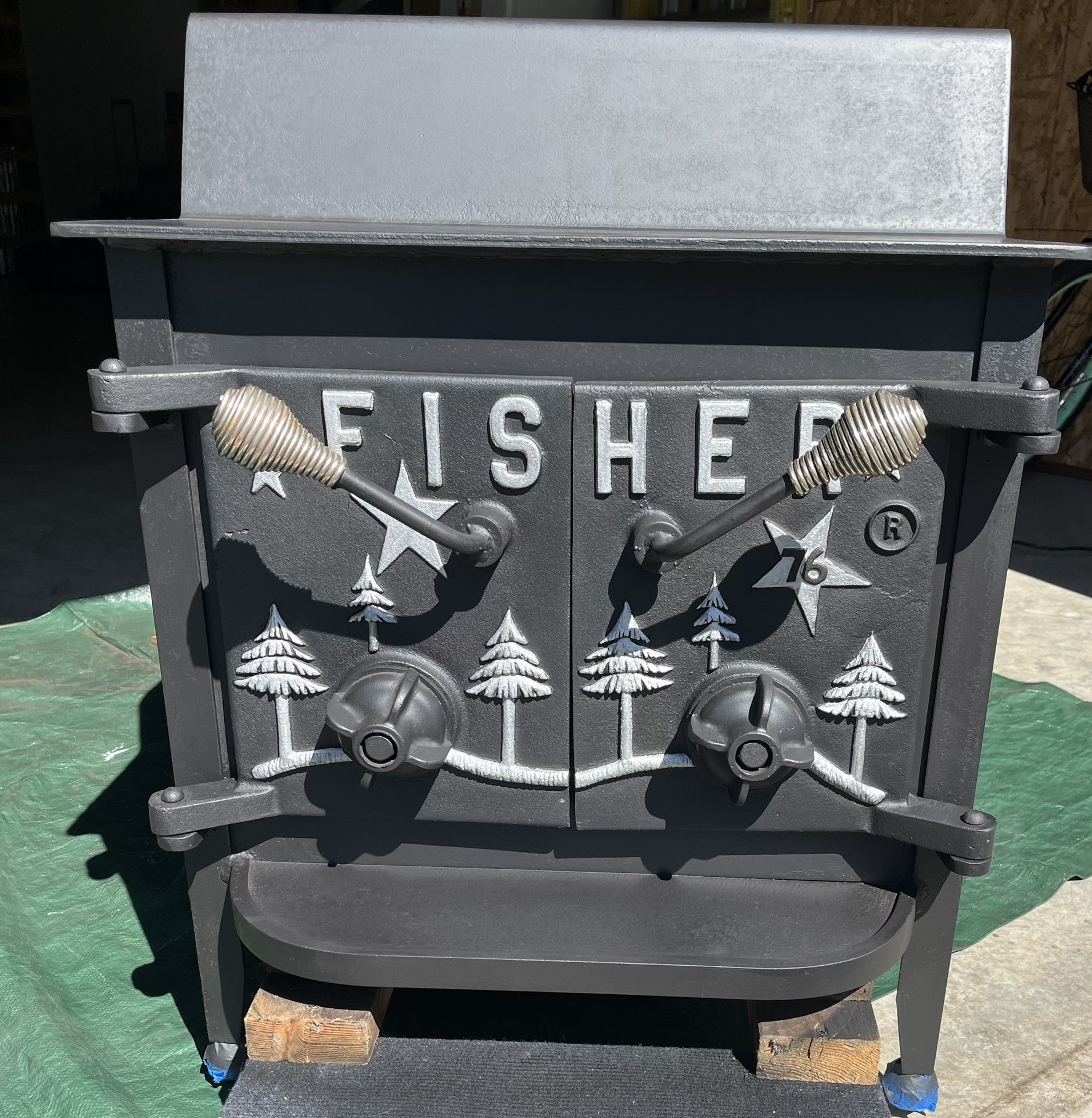 Fisher Grandma Bear Wood Stove