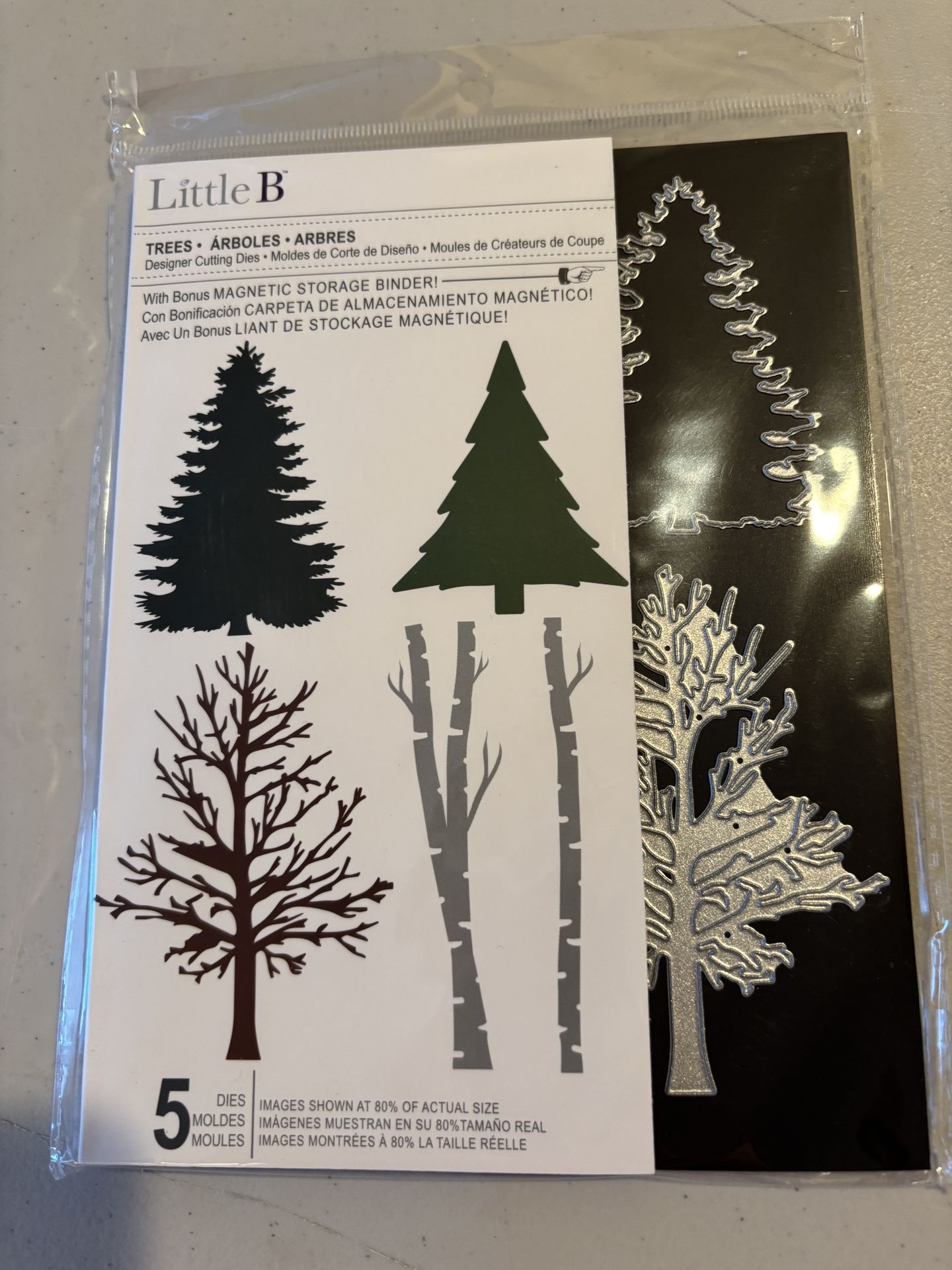 Scrapbooking Die cuts ( New)