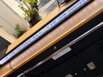 Fish tank light Fluval Plant 4.0 LED Aquarium Light 46 to 61 Inch Model 16888