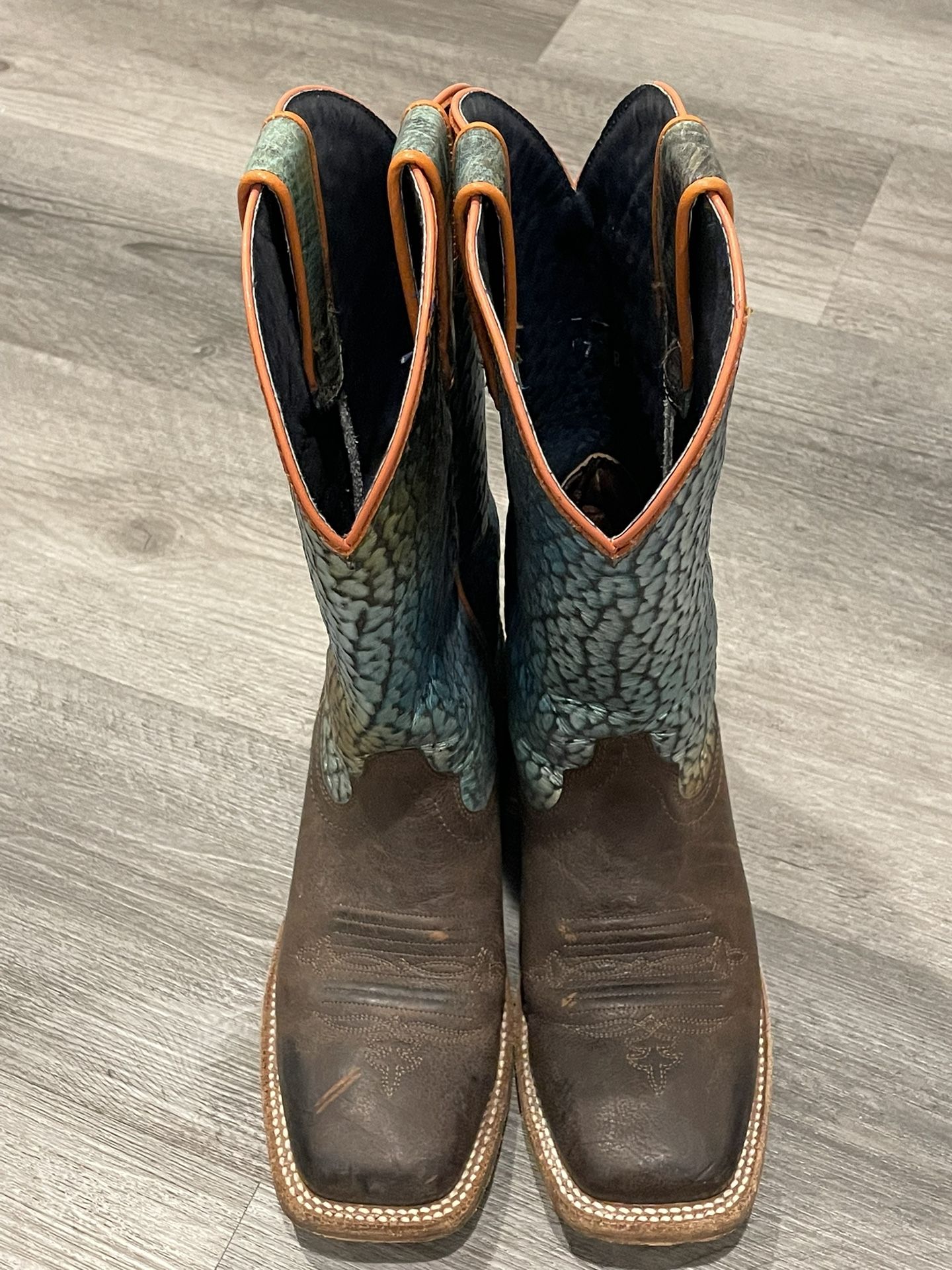 Women’s Ariat Boots 