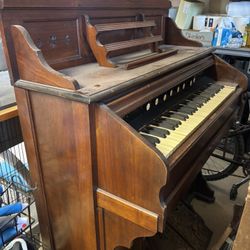 Antique Pump Organ, Non Working 
