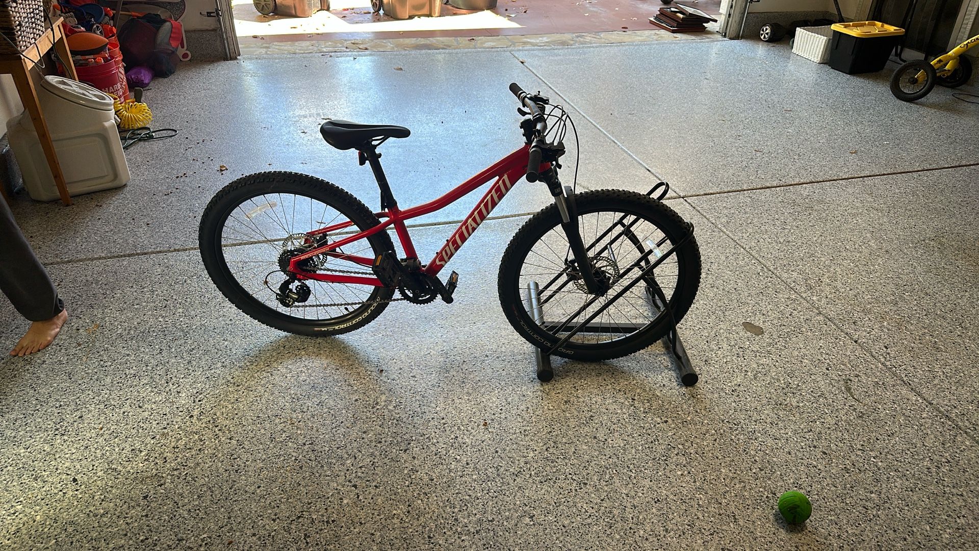 2022 Specialized Rockhopper Men’s Small Mountain Bike