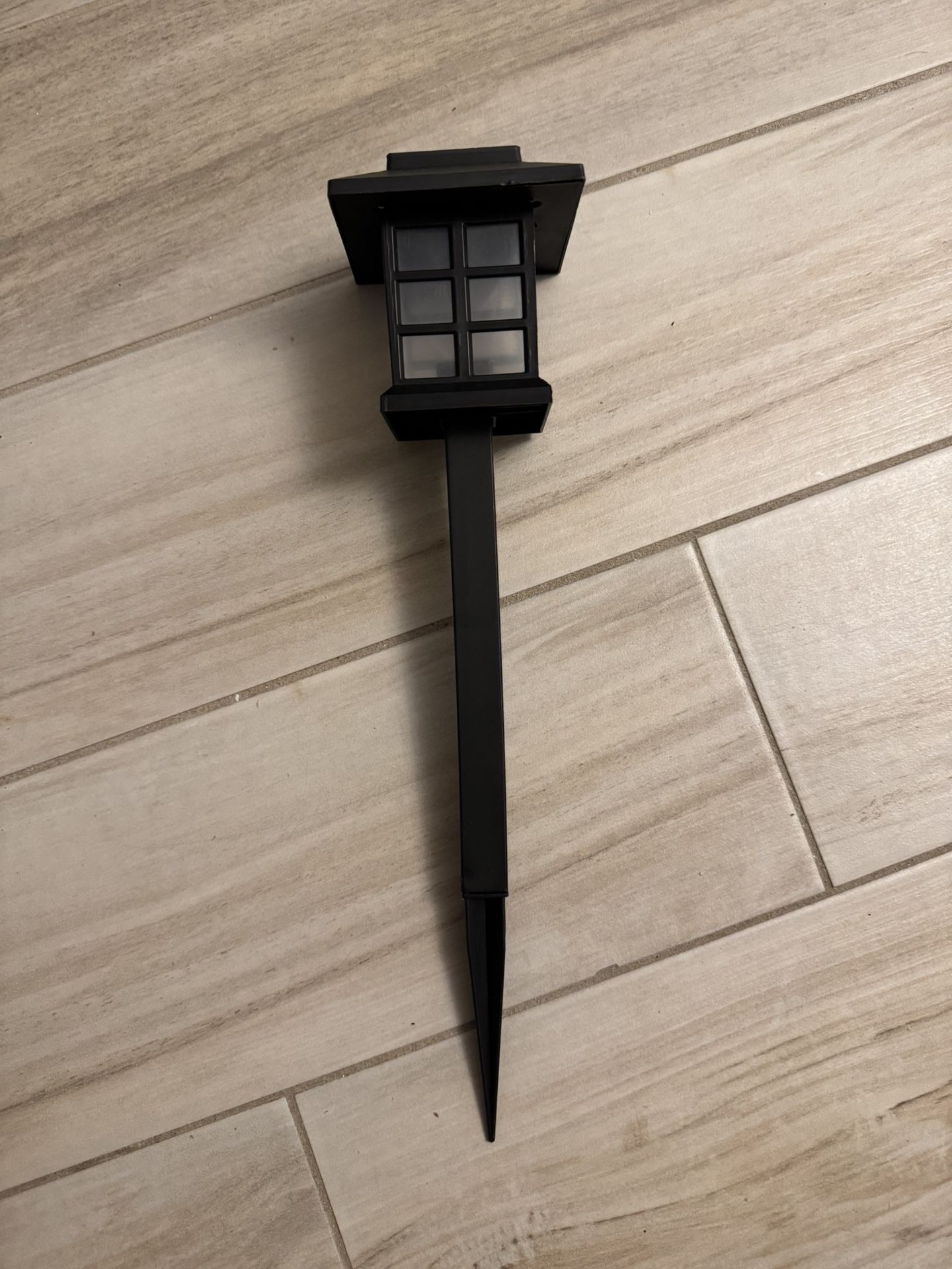 Solar Outdoor Lights,10Packs LED Solar Garden Lights Outdoor Waterproof,Auto On/Off Path Light,Maintain 8 Hours for Your Garden,Landscape,Path,Yard,P