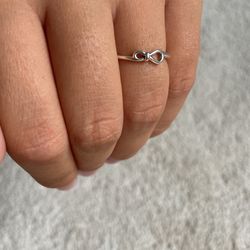 Infinity knot deals pandora ring