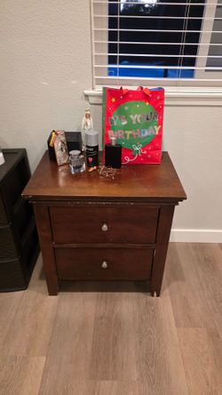 Night stand for sale $30 pick up only