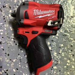 New Milwaukee M12 Stubby 3/8 in. Impact Wrench (Tool-Only)