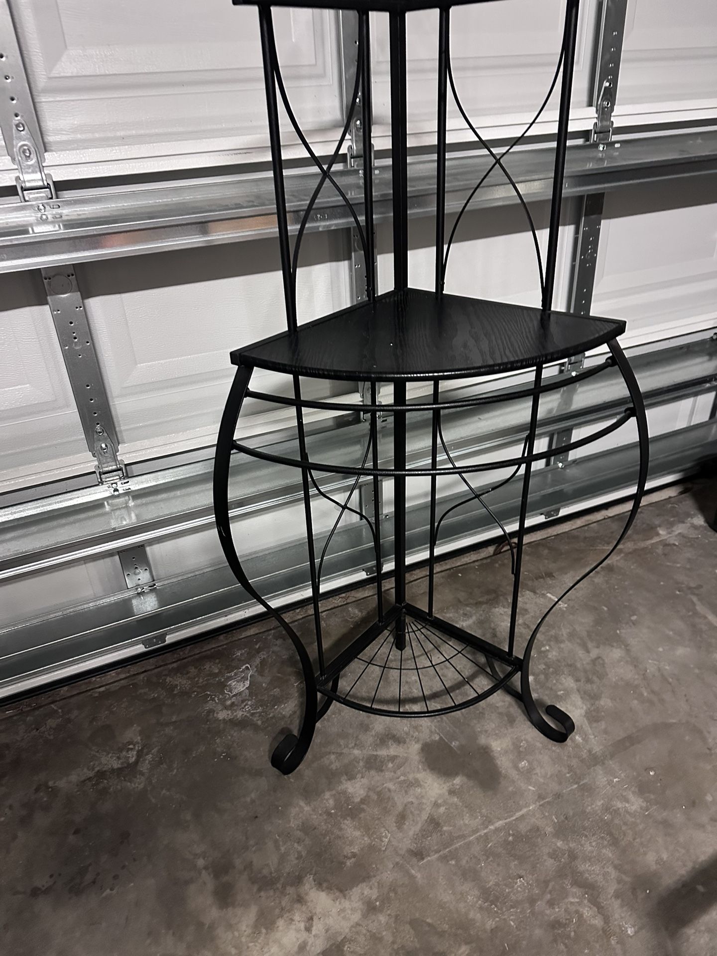 Corner Shelf Stand