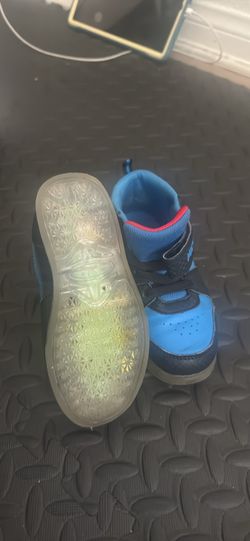 Boy shoe