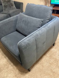 Single arm chair