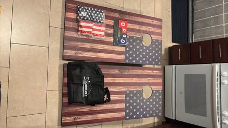 American flag cornhole game