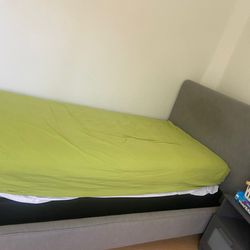 Free Twin Bed With Mattress 