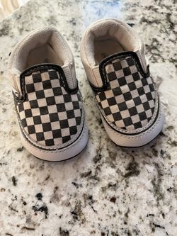 UNUSED Baby/infant Slip On Vans Classic Black And White Checkered 