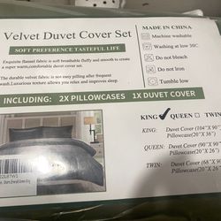 King Velvet Bed Set