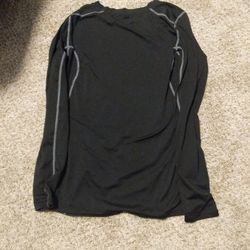 long sleeve athletic shirt 