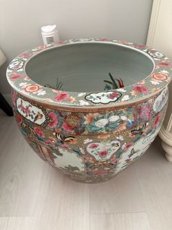 Decorative vase planter
