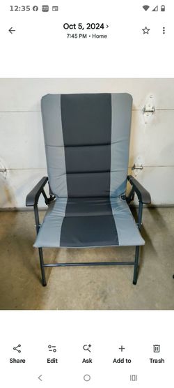 Folding chair