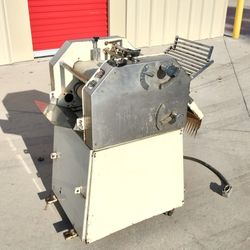 Bakery Dough Roller Sheeter Moulder