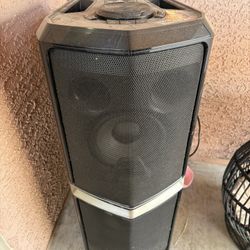 LG 600W Bass Blast Speaker