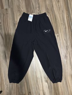 Nike Women’s Sportswear Trend Swoosh Woven Jogger Pants Black FN7700-011 Size M