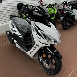 Brand New Rayo 150cc Gas Scooter 