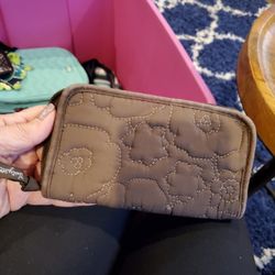 Quilted Zippered 31 Wallet