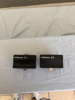 LiftMaster 371LM Garage Door Opener Remotes Lot of 2