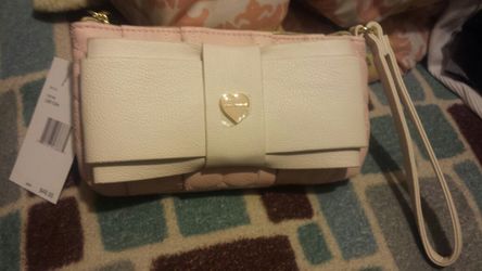 Betsey Johnson wristlet pouch new