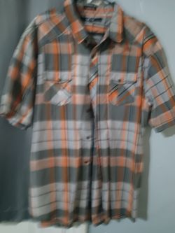 Men's Plaid Short Sleeve Button-Up Shirt