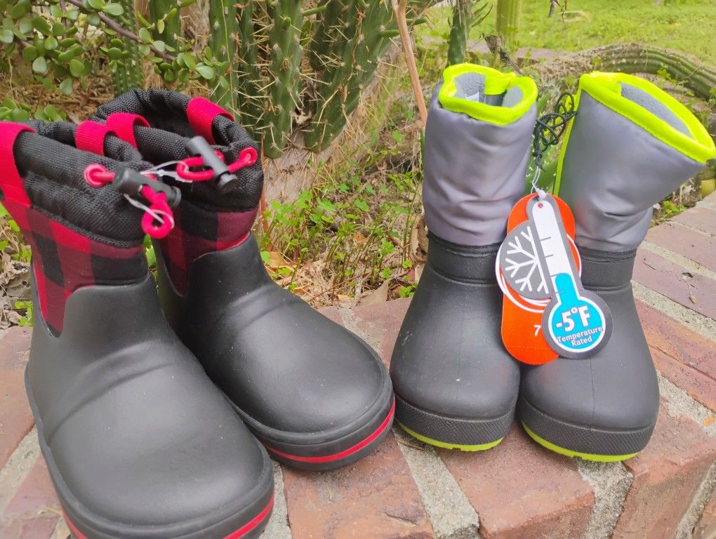 New Rain Boots Red / Blk Sz 8c Cat And Jack...Wonder Nations Sz 7c