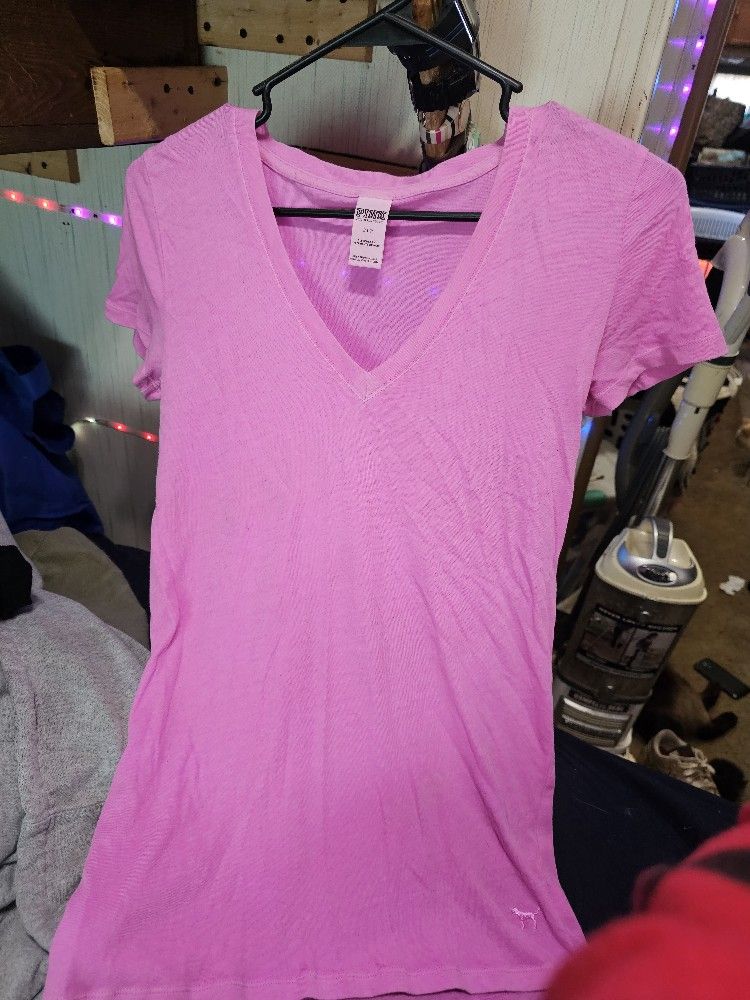 PINK T-SHIRT