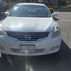 2011 NISSAN ALTIMA 2.5S 4CLY 133000 MILES CLEAN TITLE SMOG CERT REG VALID UNTIL JUNE AC AND HEATHER WORKS 