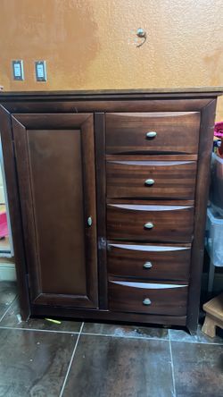 Kids dresser/ escaparate para niños