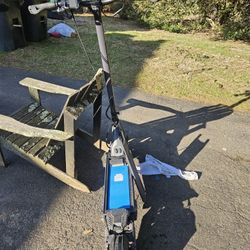 Ausom L2 Max Electric Scooter (Single Motor) – FAST (31 MPH), Long Range, Great Condition