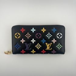 LV Women’s Black Wallet