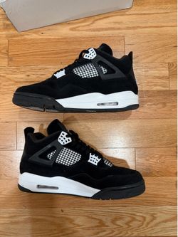 Air Jordan 4