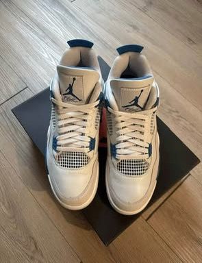 Jordan 4 Military Blue