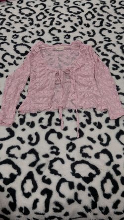 Tied lace pink top