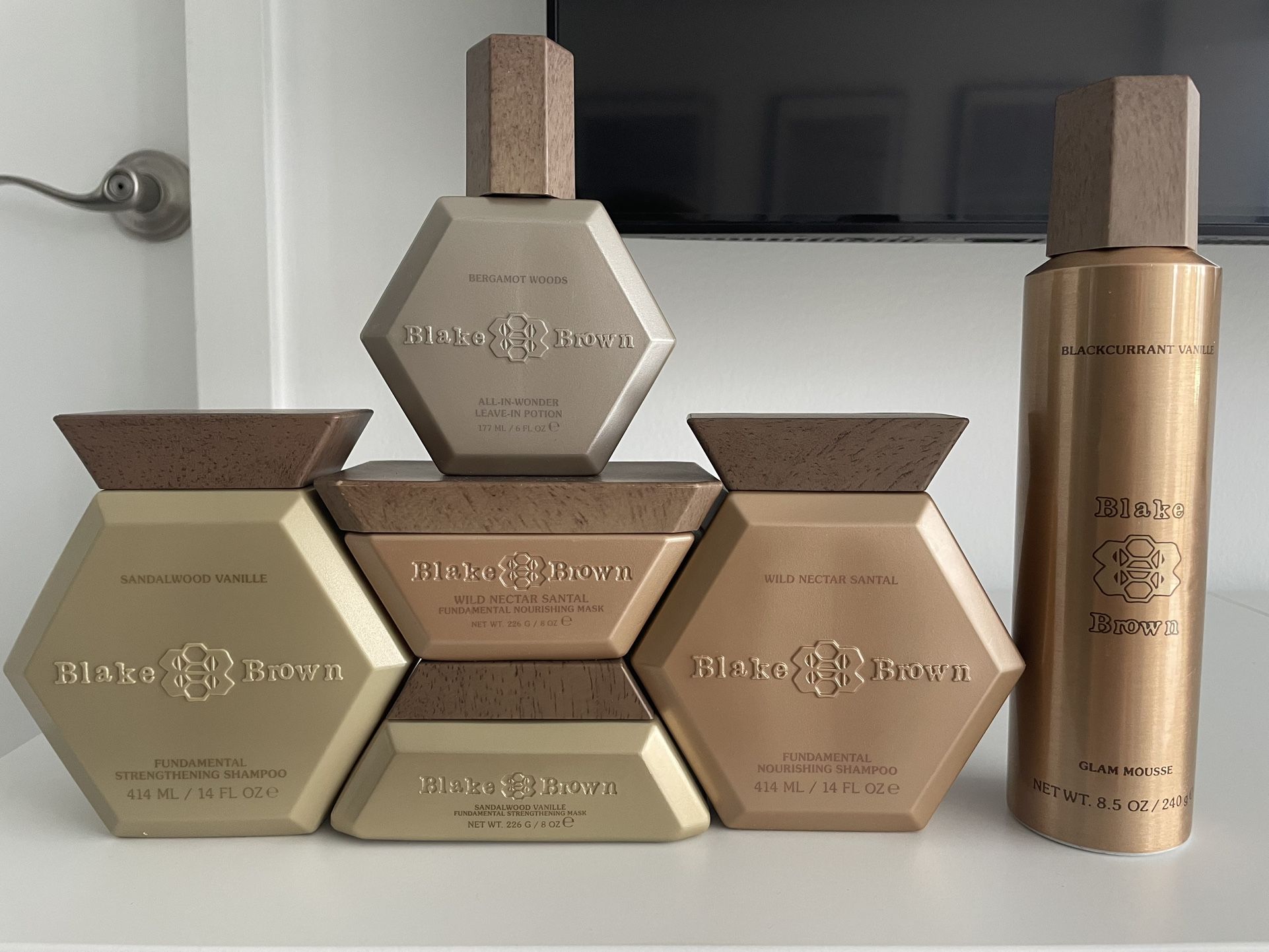 Blake Brown Shampoos, Hair Masks, Leave-In Conditioner, Mousse