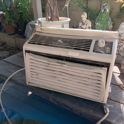 Haier 5,000 btu A/C