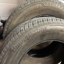 (2 ) 255/65R/18 Bridgestone Alenza A/s 02