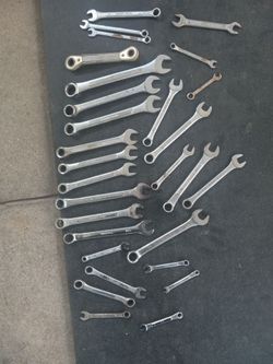 Mixed Combination Wrench Set – Large Lot