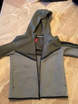 Green Nike tech