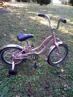 RARE SCHWINN ROADSTER GIRLS MODEL 100 DOLLARS