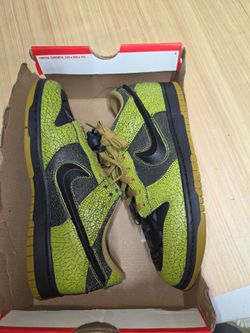8.5mens/10 womens Nike low dunk OS Halloween!!