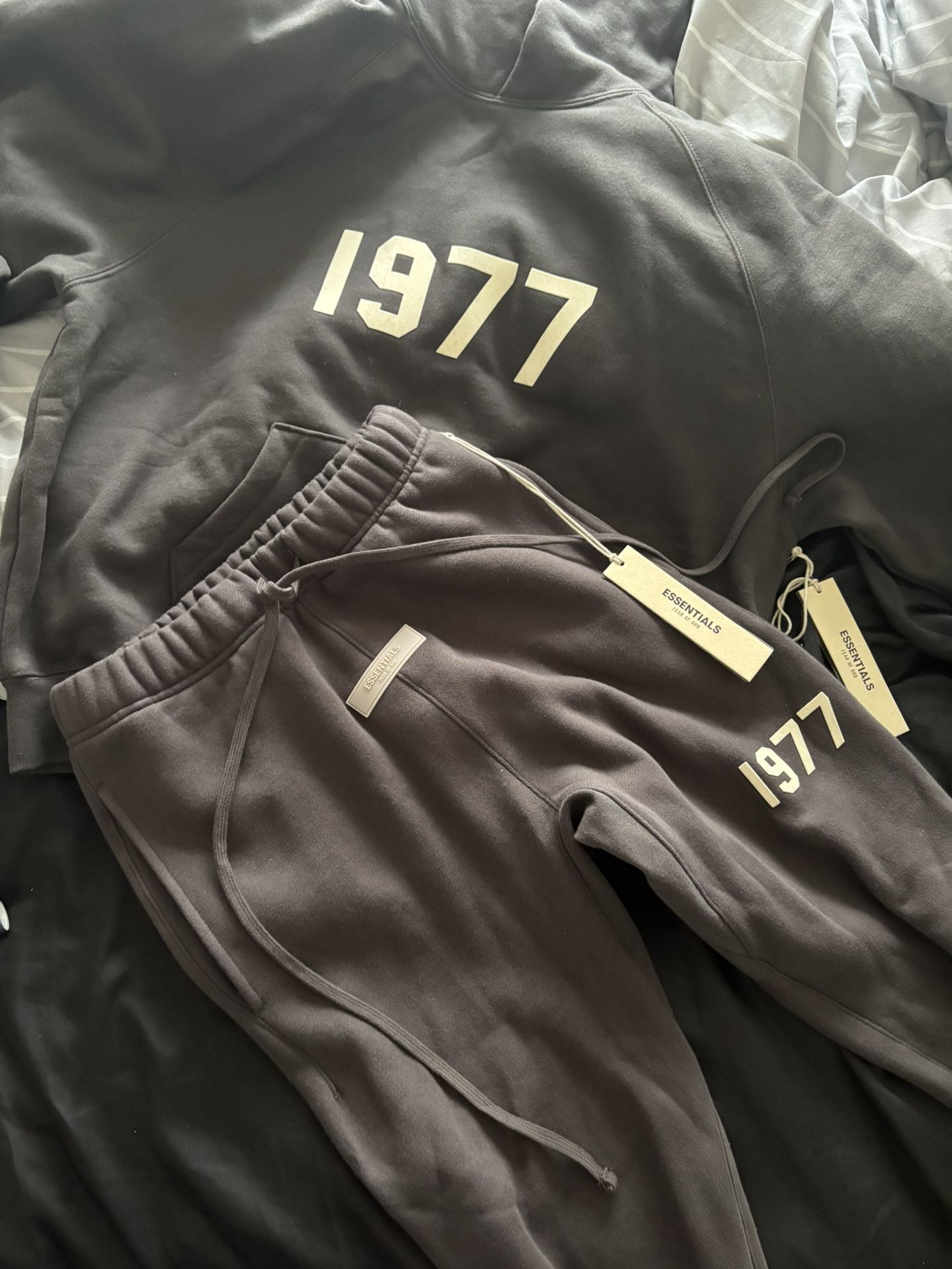Size Small Essential Jogger Suit