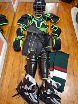 Complete 13 Piece Youth Hockey Equipment + Ice Skates - All for $100